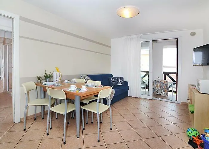 Corallo מלון דירות 3*